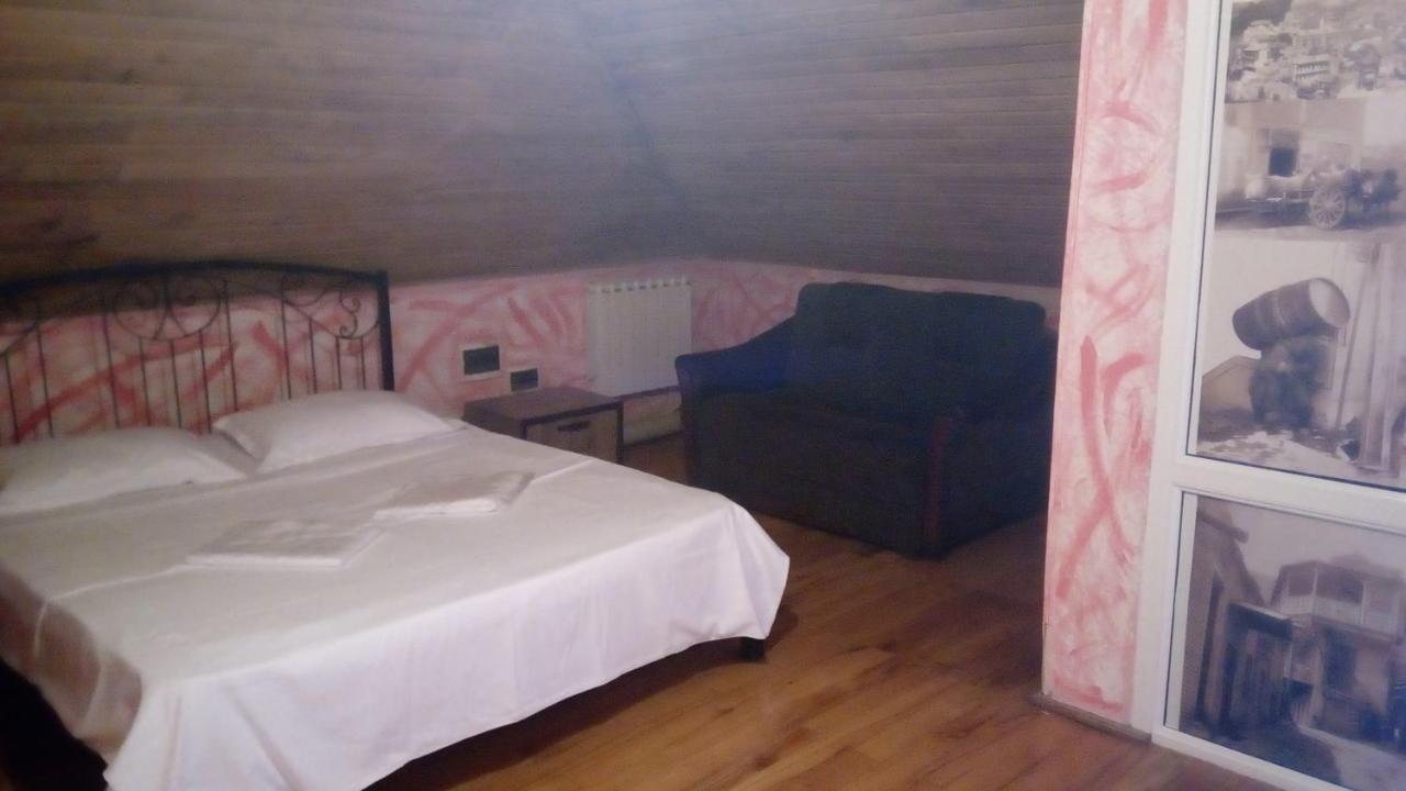 Hotel Isani Τυφλίδα Δωμάτιο φωτογραφία
