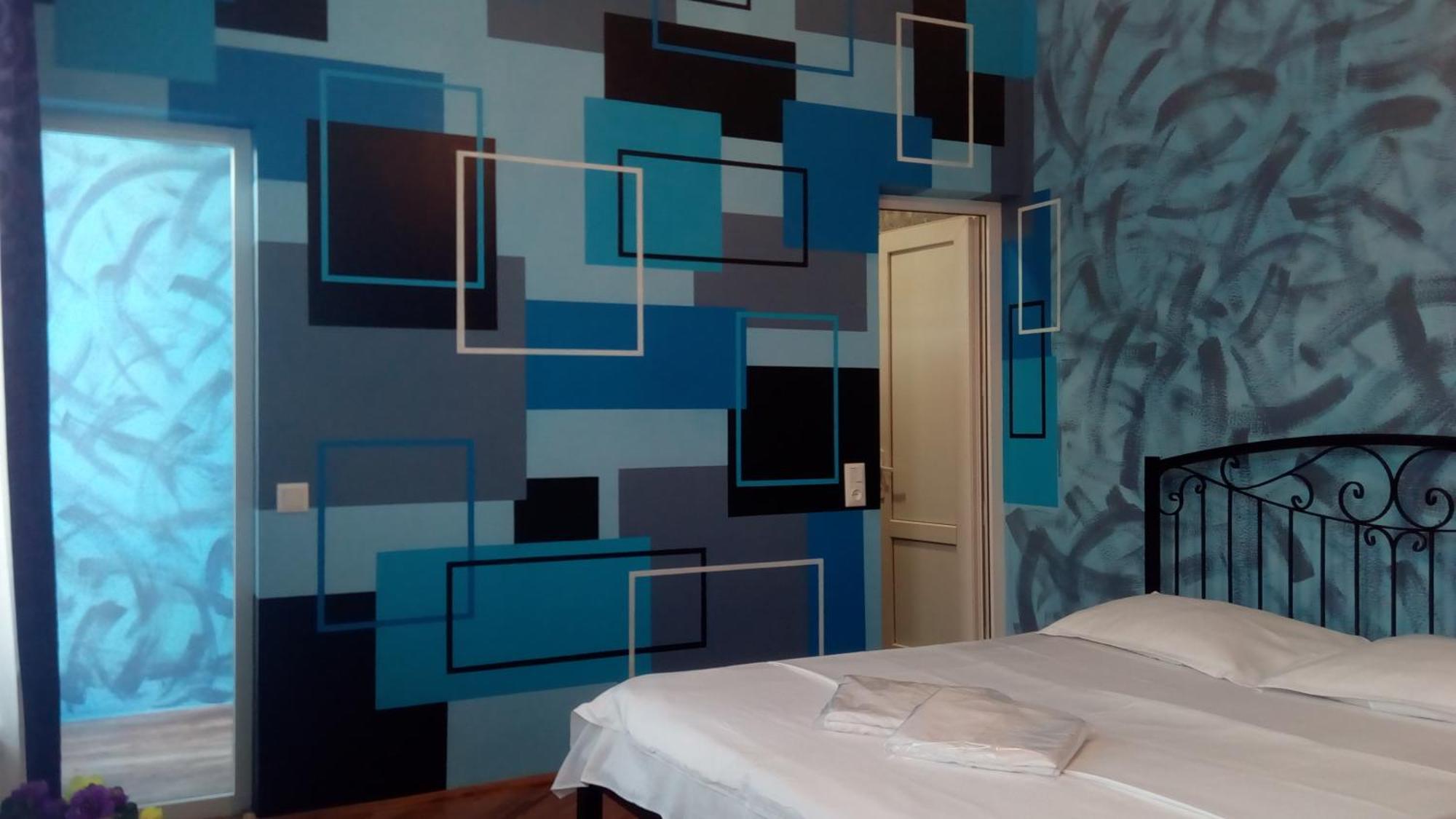 Hotel Isani Τυφλίδα Δωμάτιο φωτογραφία