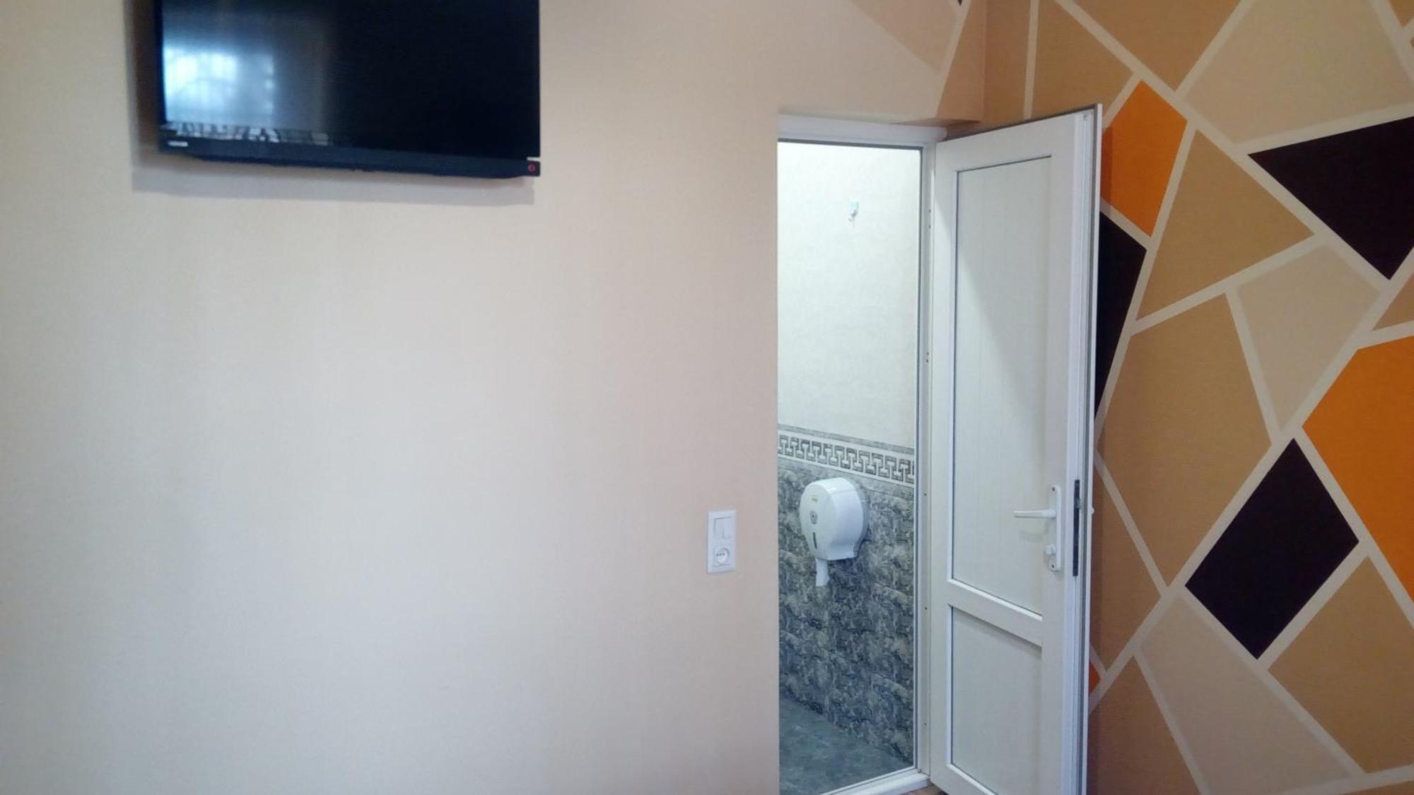 Hotel Isani Τυφλίδα Δωμάτιο φωτογραφία